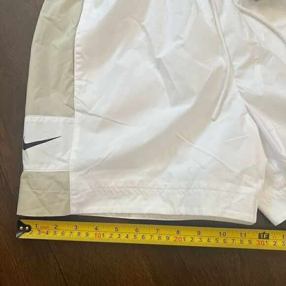 Brand new  women high rise shorts - Picture 8 of 8